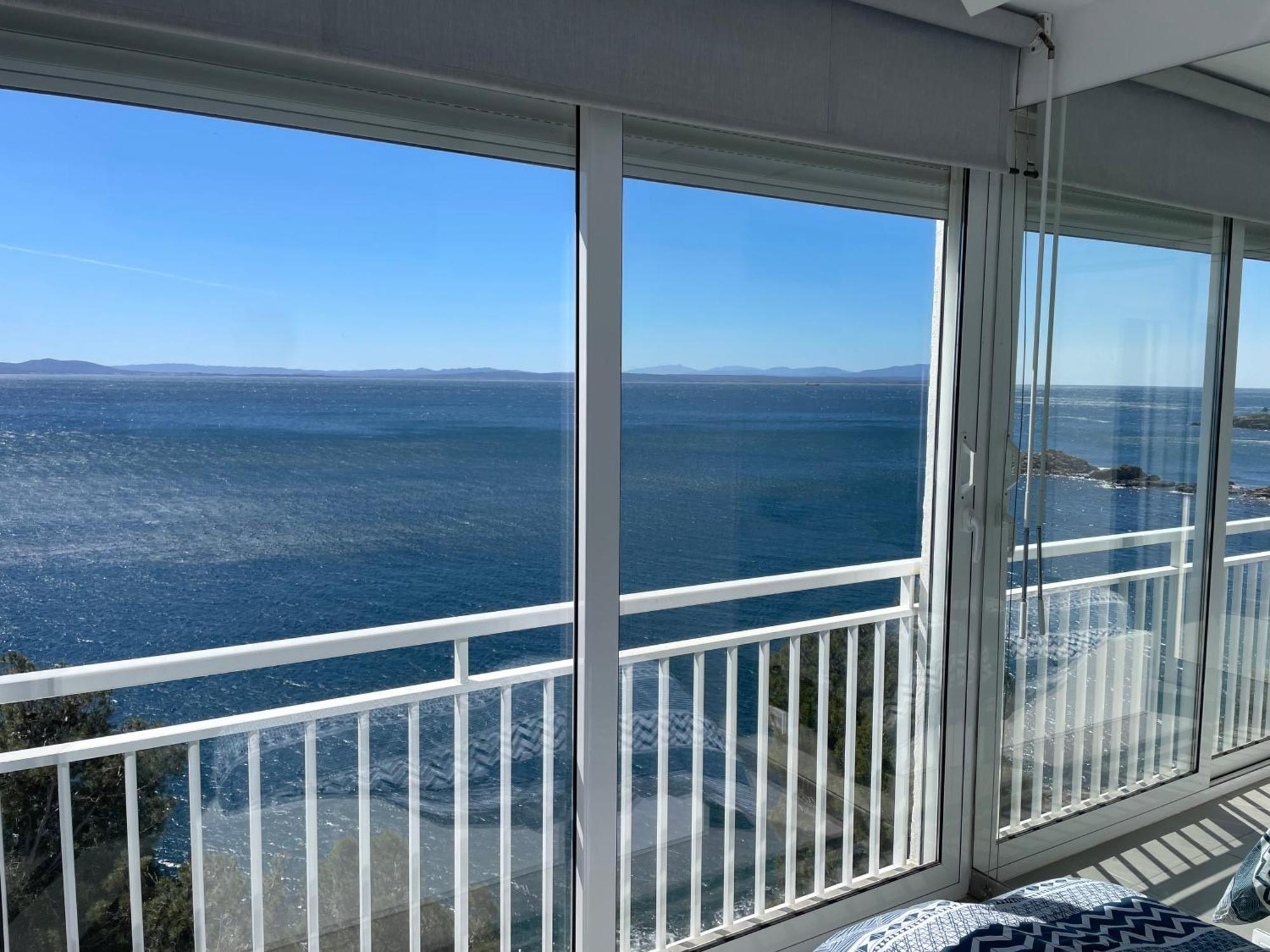 Overthesea - Pueblecito Apartment Росас Экстерьер фото